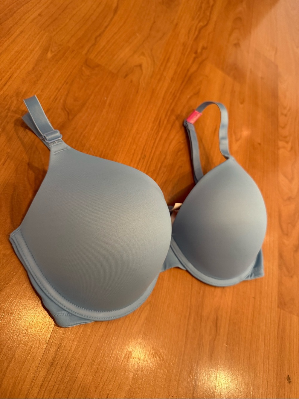 Brand New 34DD Victoria's Secret Light Blue Bra